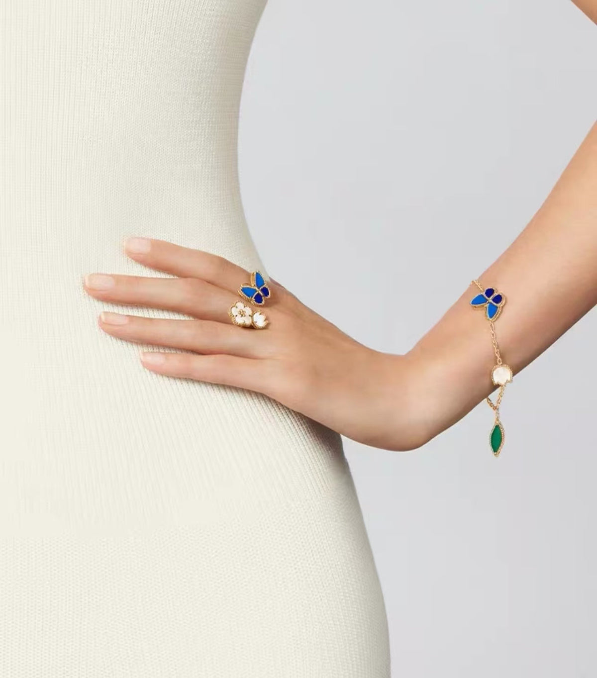 [VA ]LUCKY SPRING GOLD BLUESTONE WHITE MOTHER-OF-PEARL BRACELET