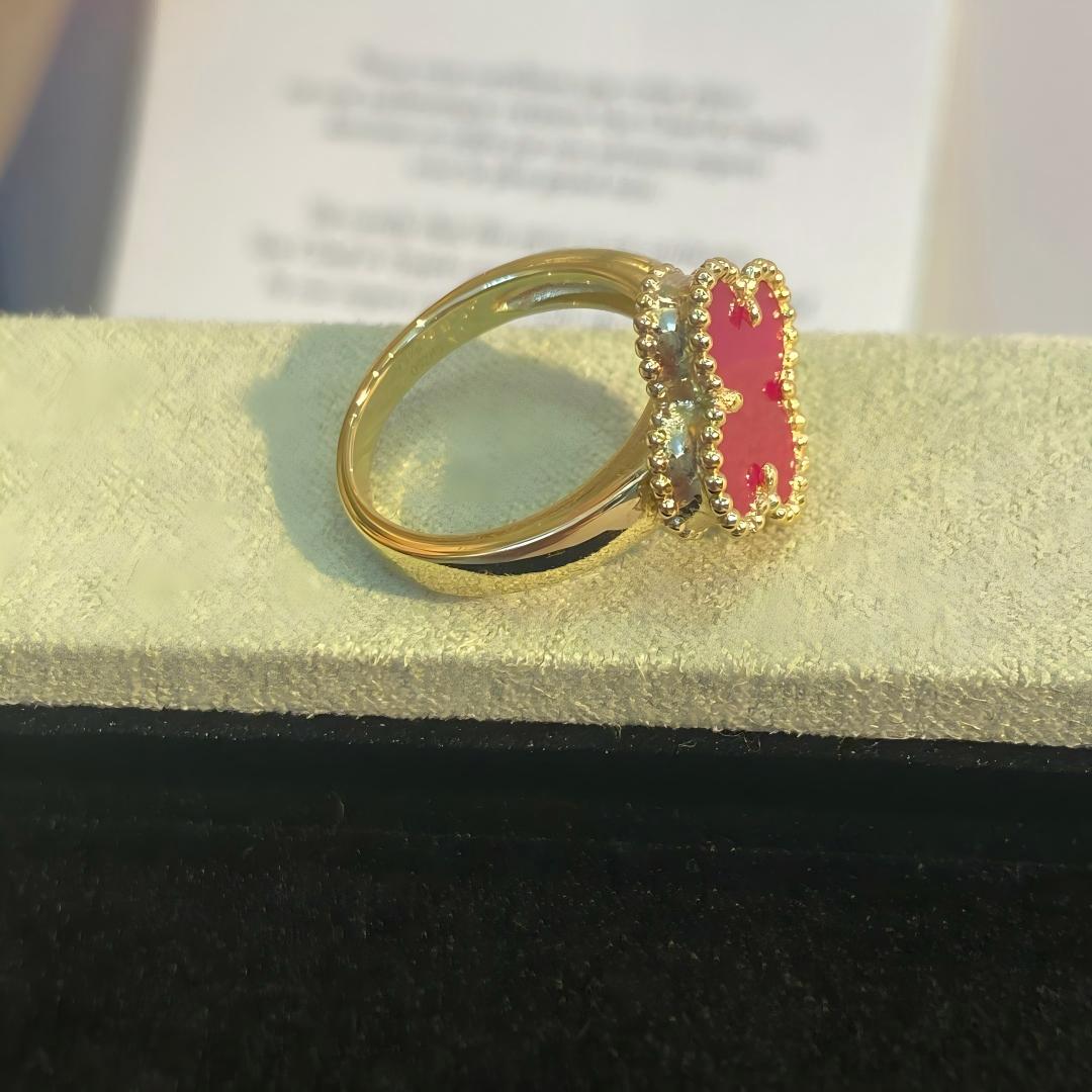 [VA]NEUE KLEEBATT-RINGE IN ROSA EMAILLE