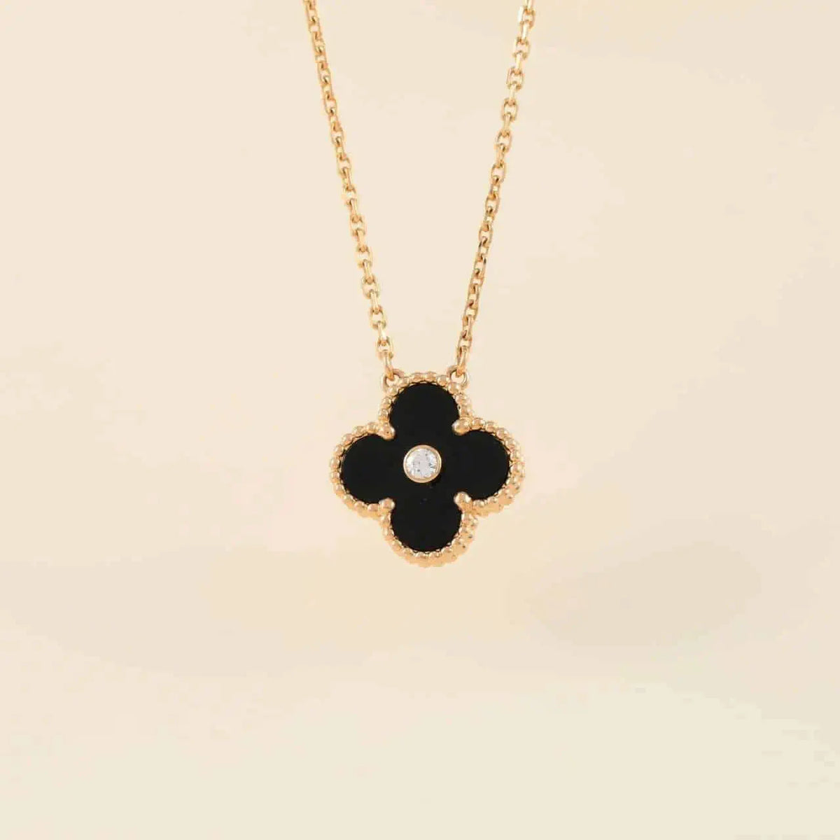 [VA]CLOVER 15MM DIAMOND ONYX HALSKETTE