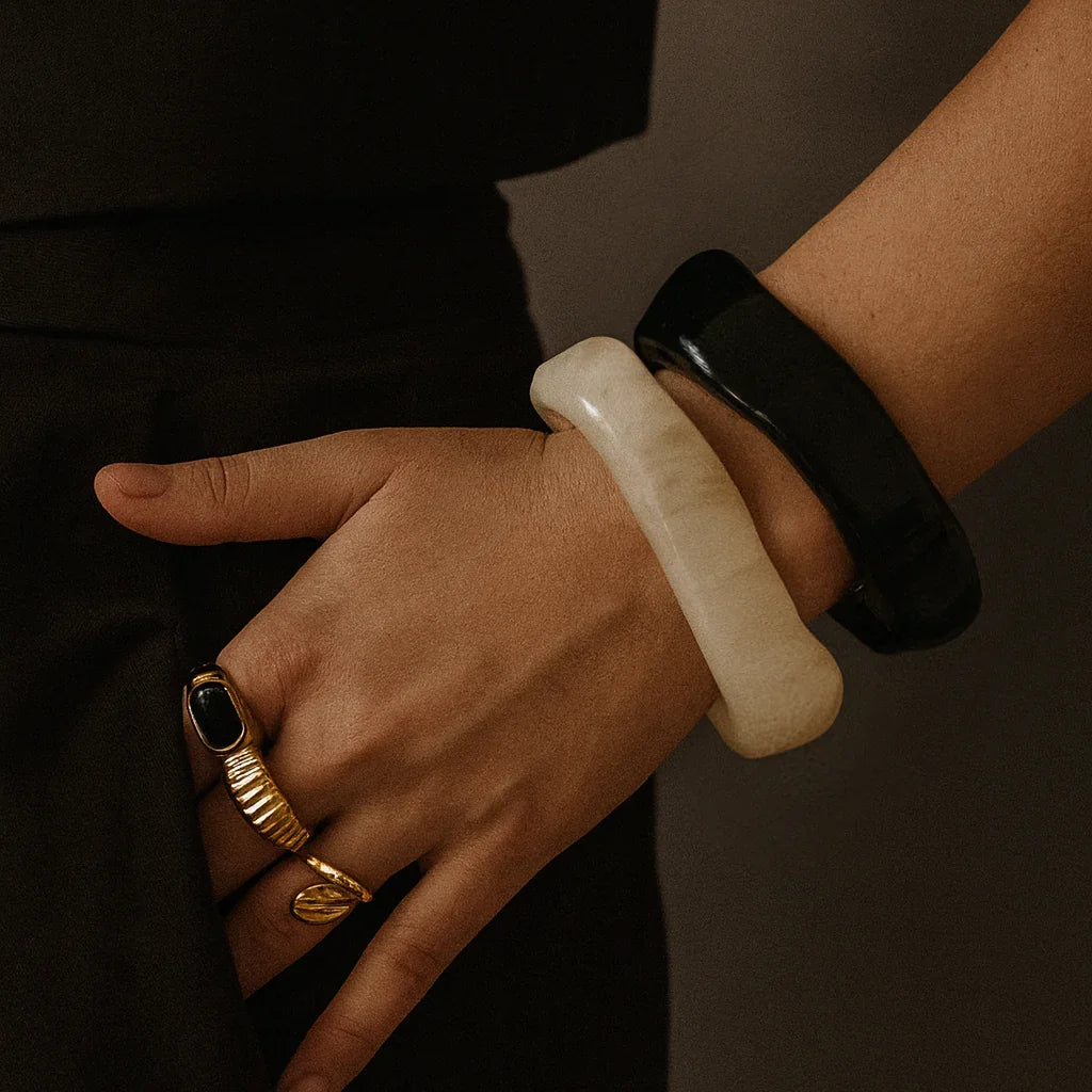 [VA]Avaria Acrylic Bangle