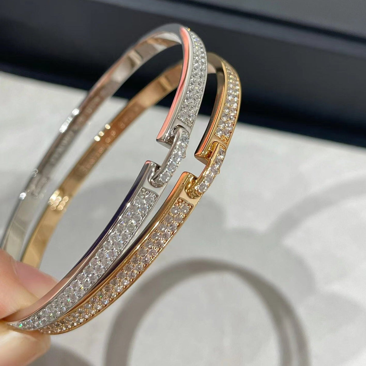 [VA]LIENS VIDENCE DIAMOND PAVED BRACELET