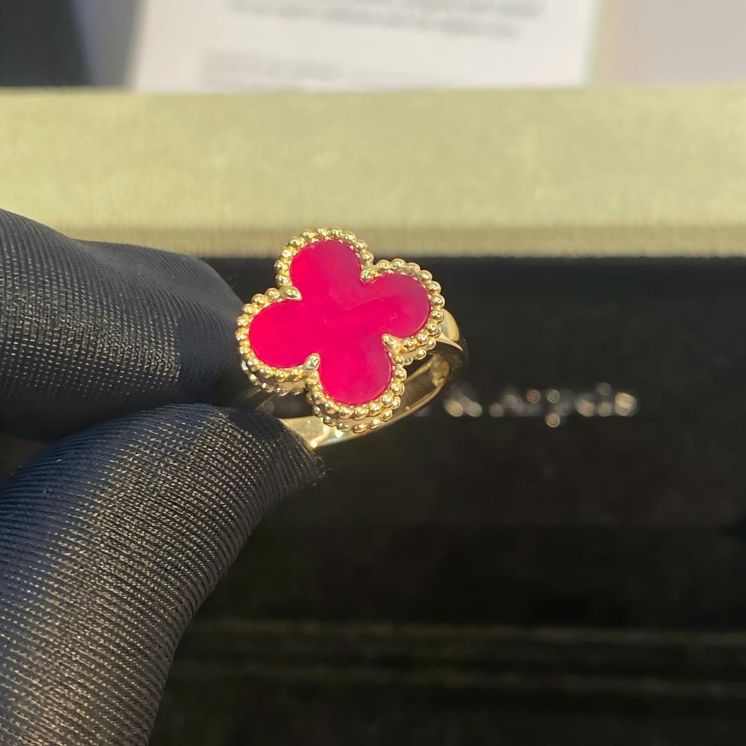 [VA]NEUE KLEEBATT-RINGE IN ROSA EMAILLE