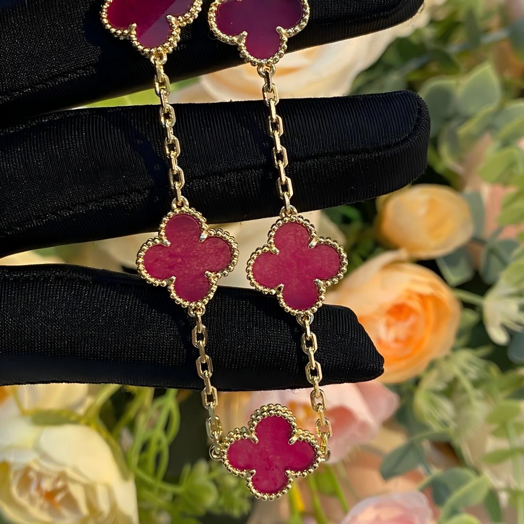 [VA]NEW CLOVER 5 MOTIFS PINK ENAMEL BRACELET