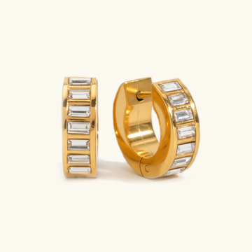 [VA]レクシー・ダイヤモンド・ハギーピアス