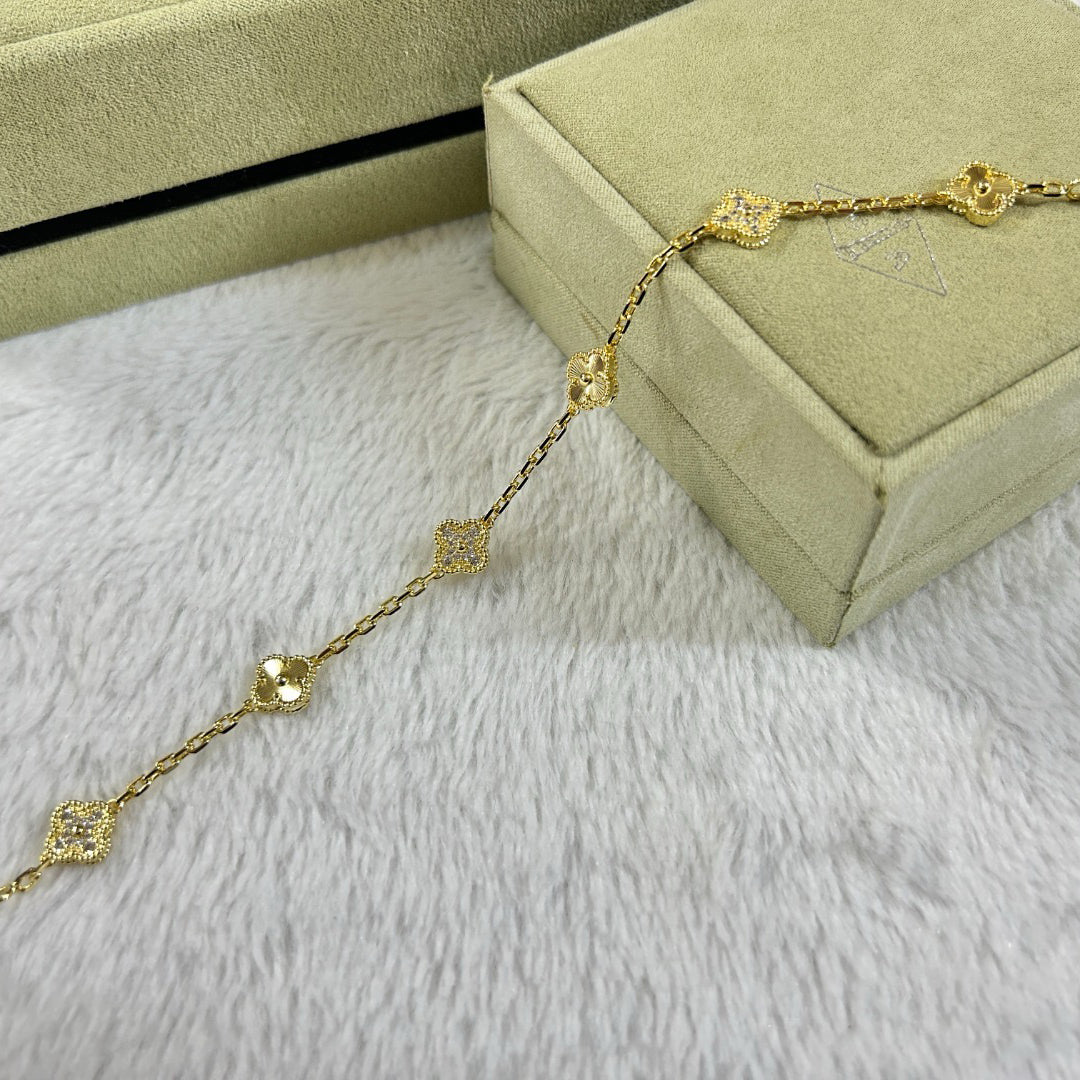 [VA]CLOVER ARMBAND MIT 6 MOTIVEN, DIAMANT BESETZT, LASER-GEFERTIGT