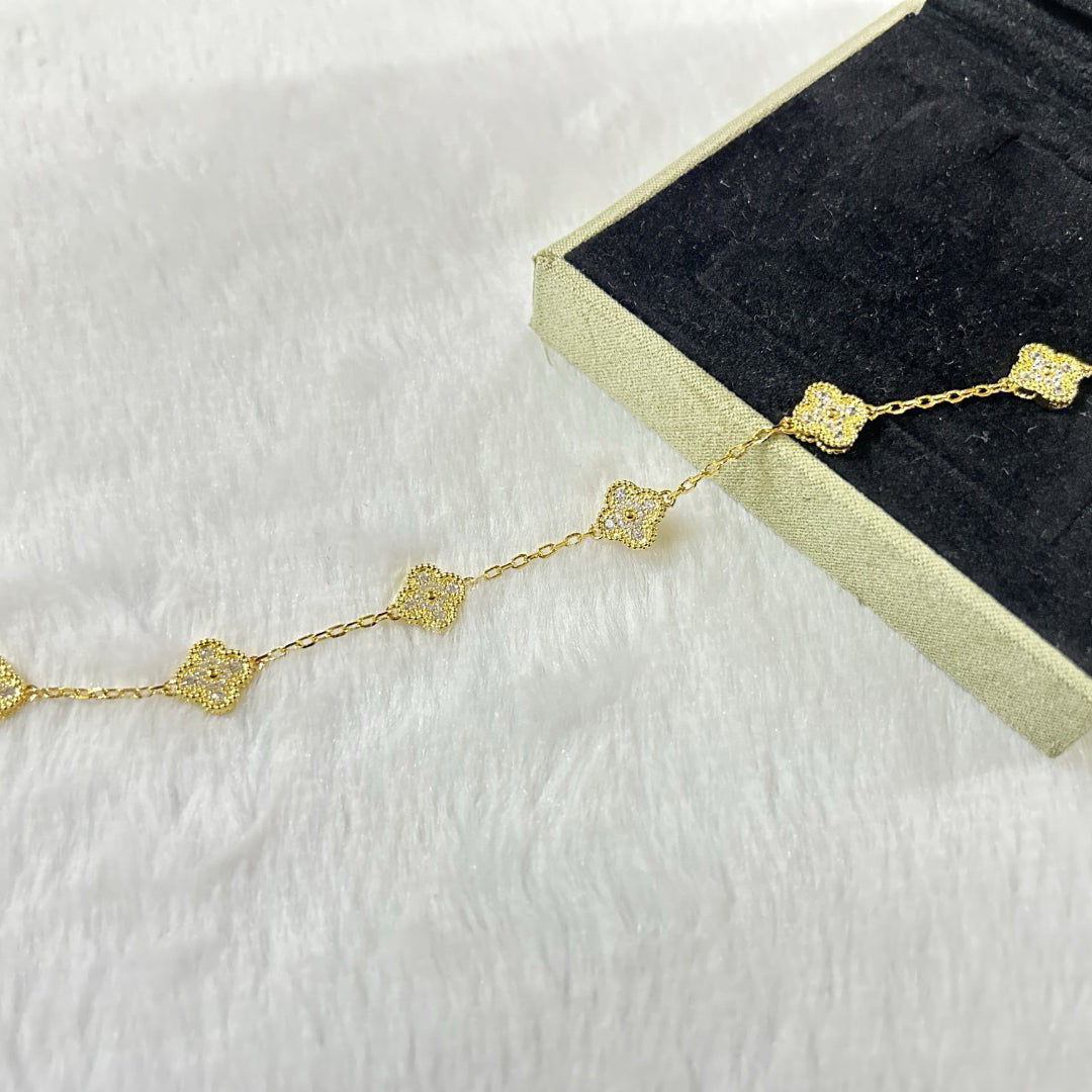 [VA]CLOVER ARMBAND MIT 6 MOTIVEN UND DIAMANTEN