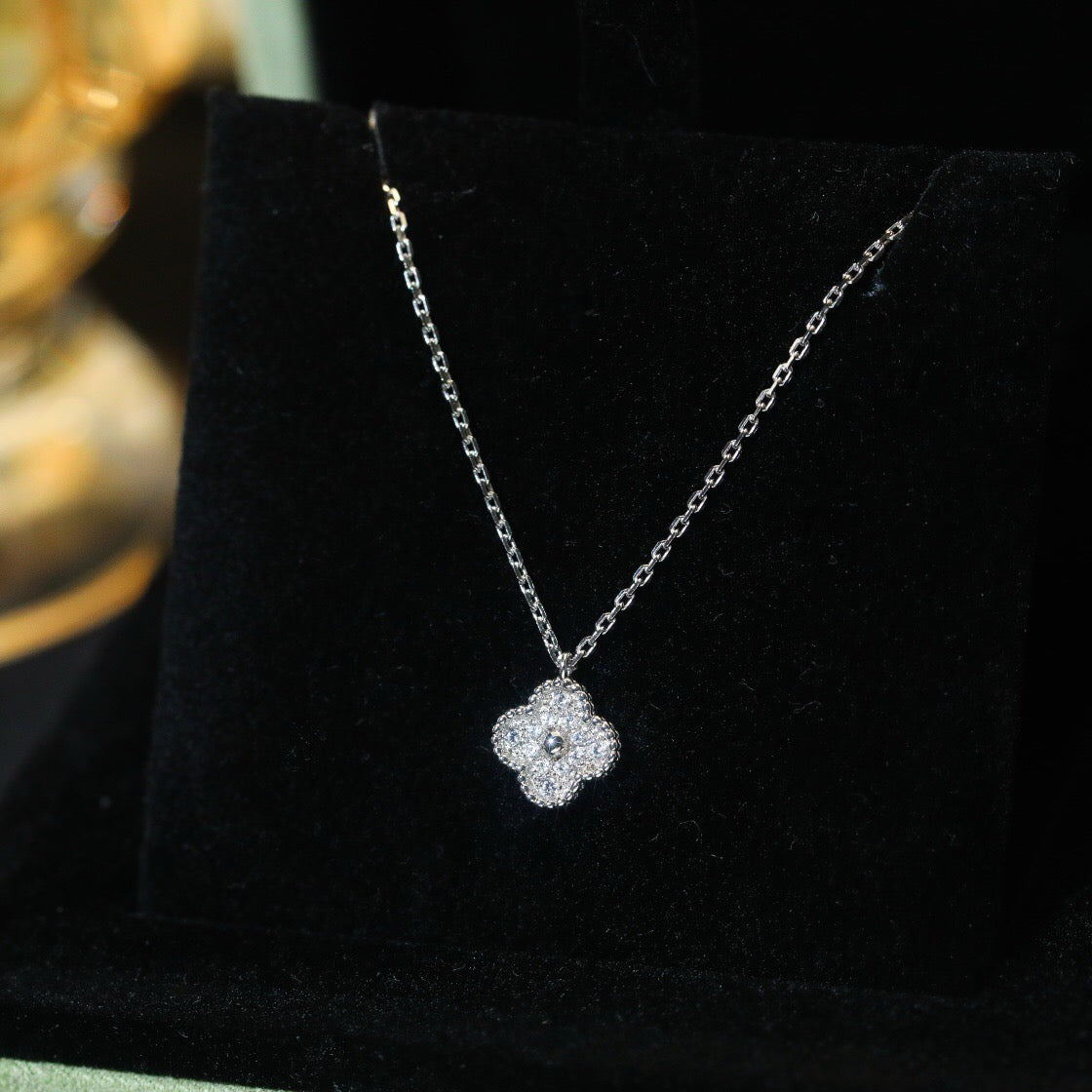 [VA]CLOVER MINI 9,5 MM ANHÄNGER DIAMANT-HALSKETTE