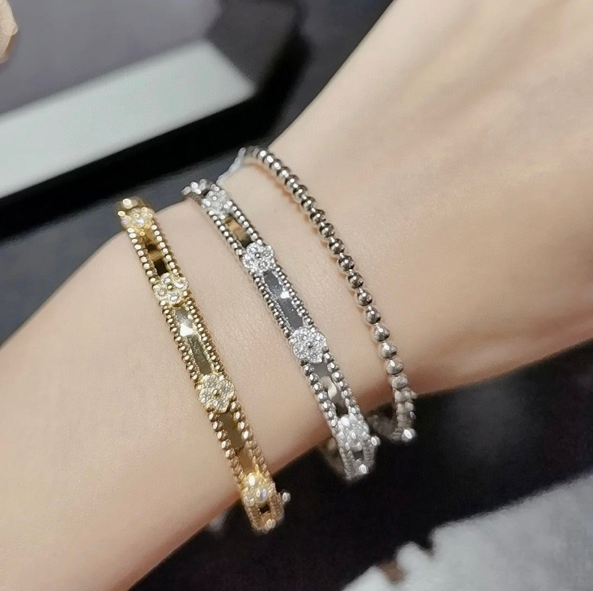 [VA]CLOVER-ARMBAND 4MM DIAMANTEN