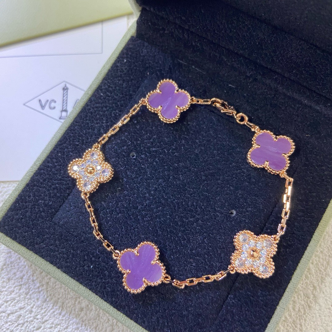 [VA]CLOVER 5 MOTIVE ARMBAND AUS VIOLETTEM DIAMANTEN