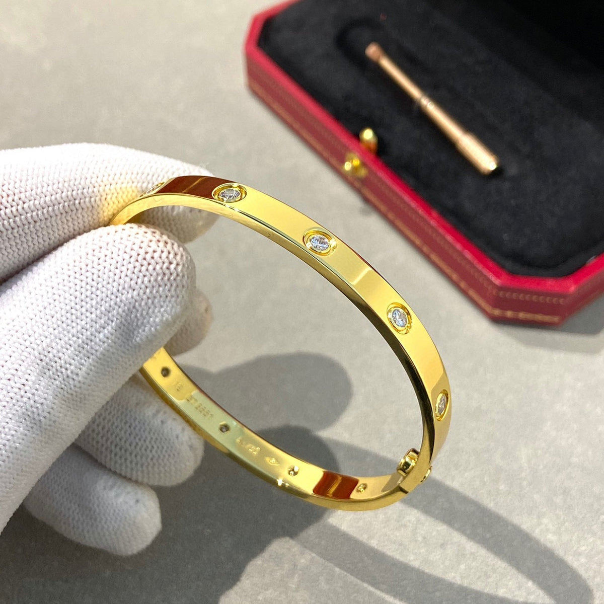 [VA]LOVE BRACELET 6.1MM 10 DIAMONDS