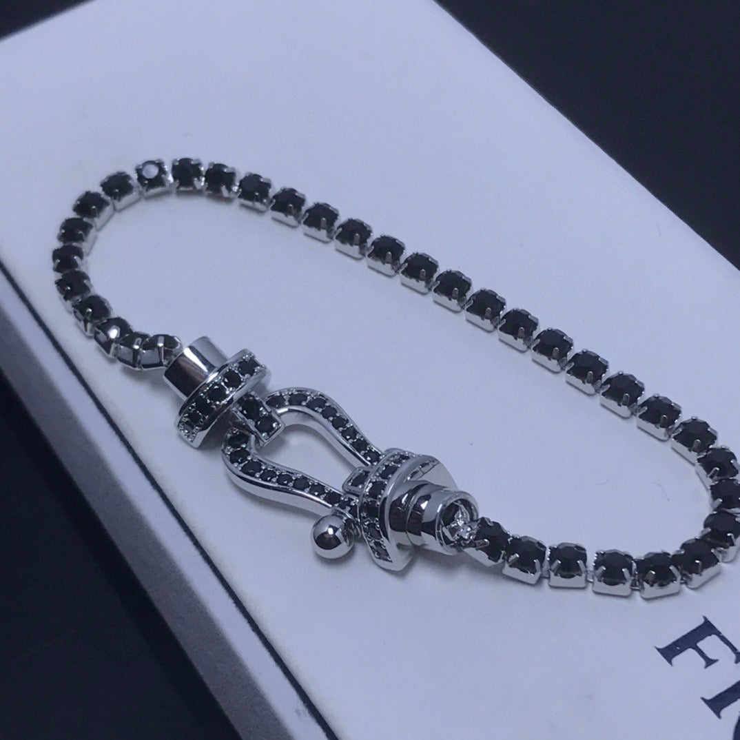 [VA]FORCE  LARGE HORSESHOE FULL DIAMOND TENNIS BRACELET