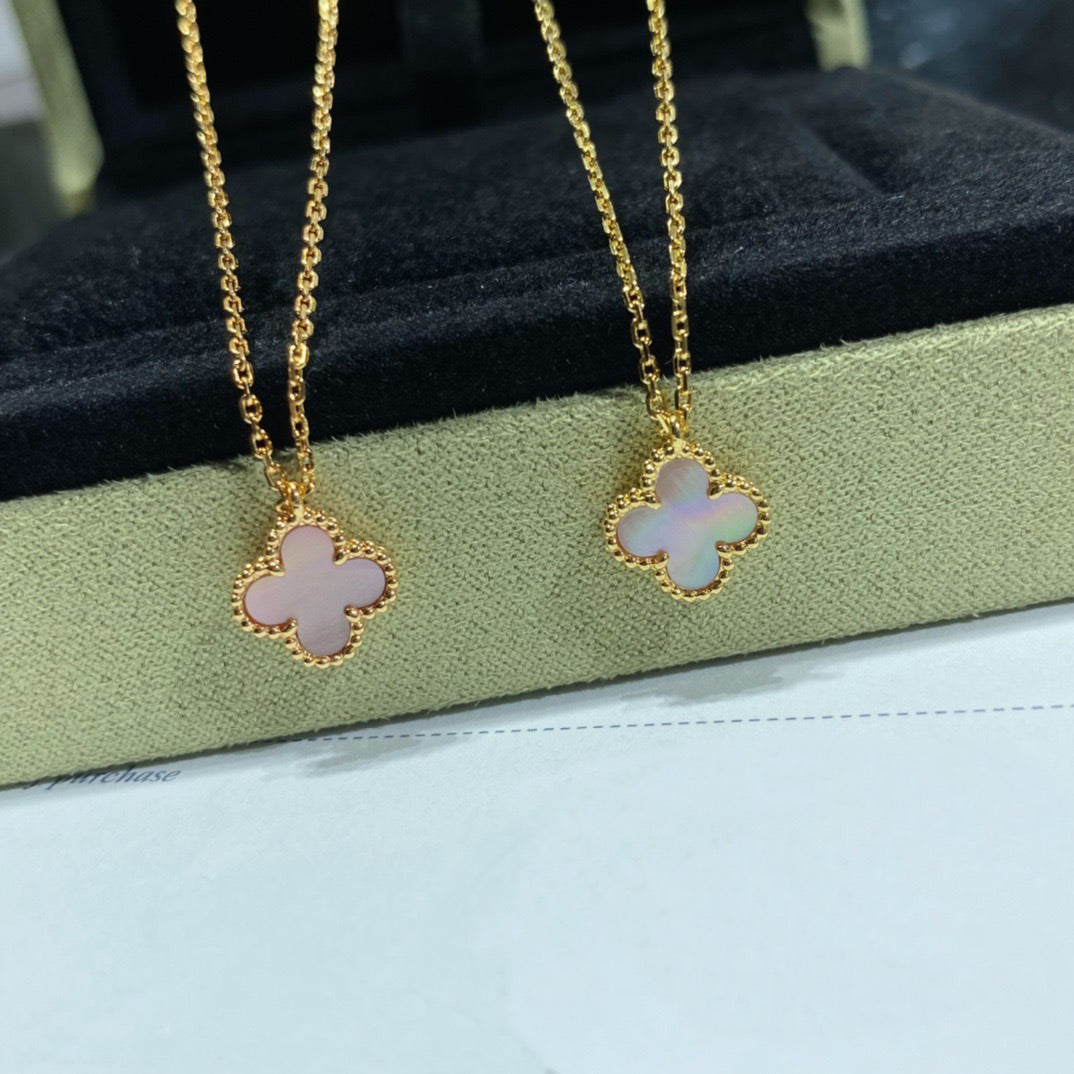 [VA]CLOVER 9.5MM PINK MOTHER OF PEARL SINGLE FLOWER NECKLACE
