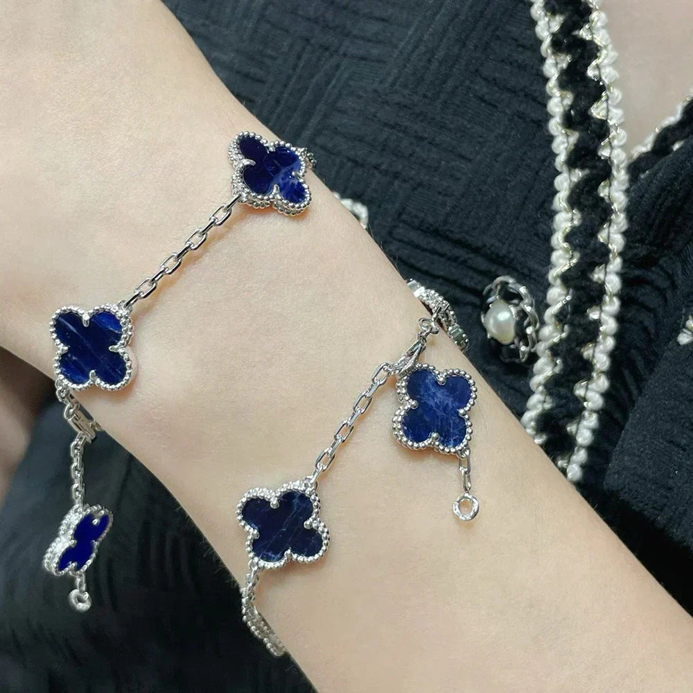 [VA]LUCKY CLOVER 5-MOTIF BRACELET - PIETERSITE COLLECTION