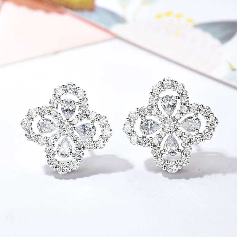 [VA]LOOP OHRRINGE VOLLMOTIV DIAMANT 16MM