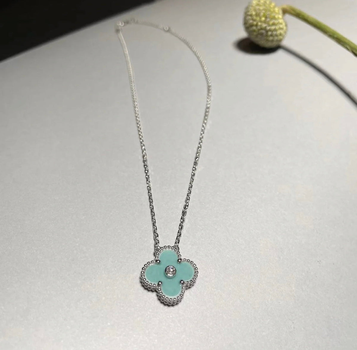 [VA]CLOVER 1 DIAMOND HELLBLAUE SILBERKETTE
