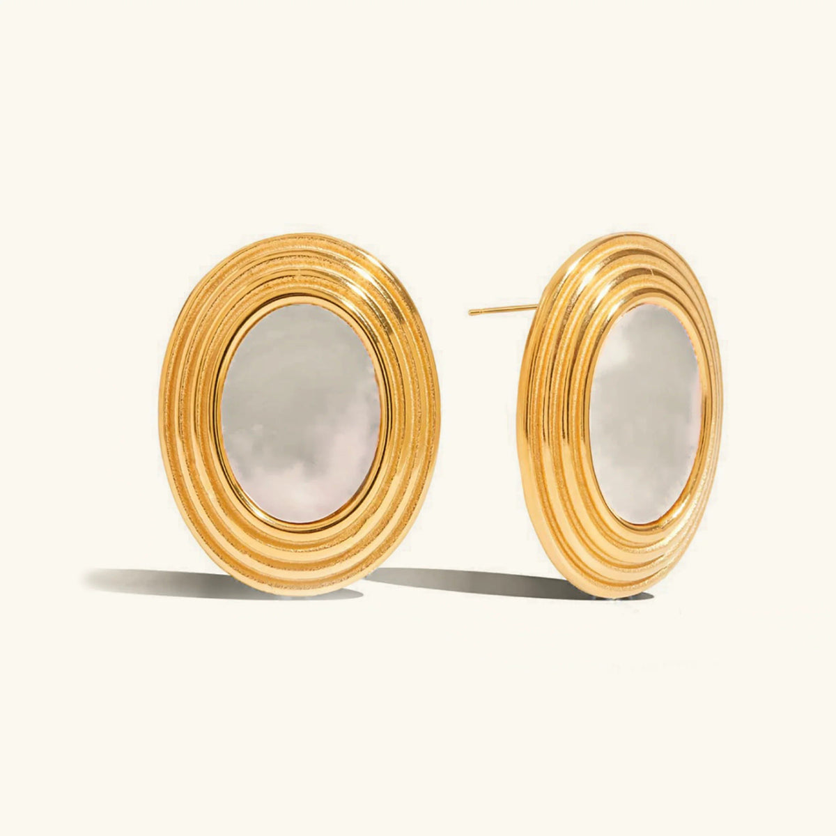[VA]Ruthie Ohrringe mit Gold-Emaille
