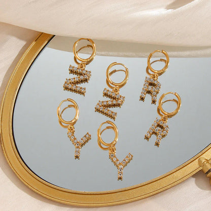 [VA]Wilhemina Initial Letter Earrings