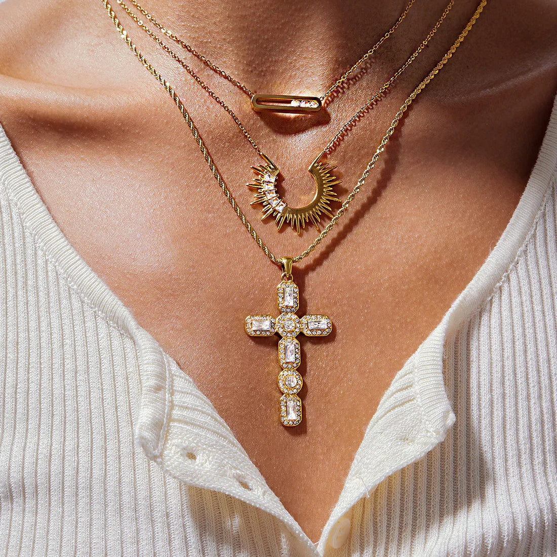 [VA]Evangelina Diamond Cross Necklace