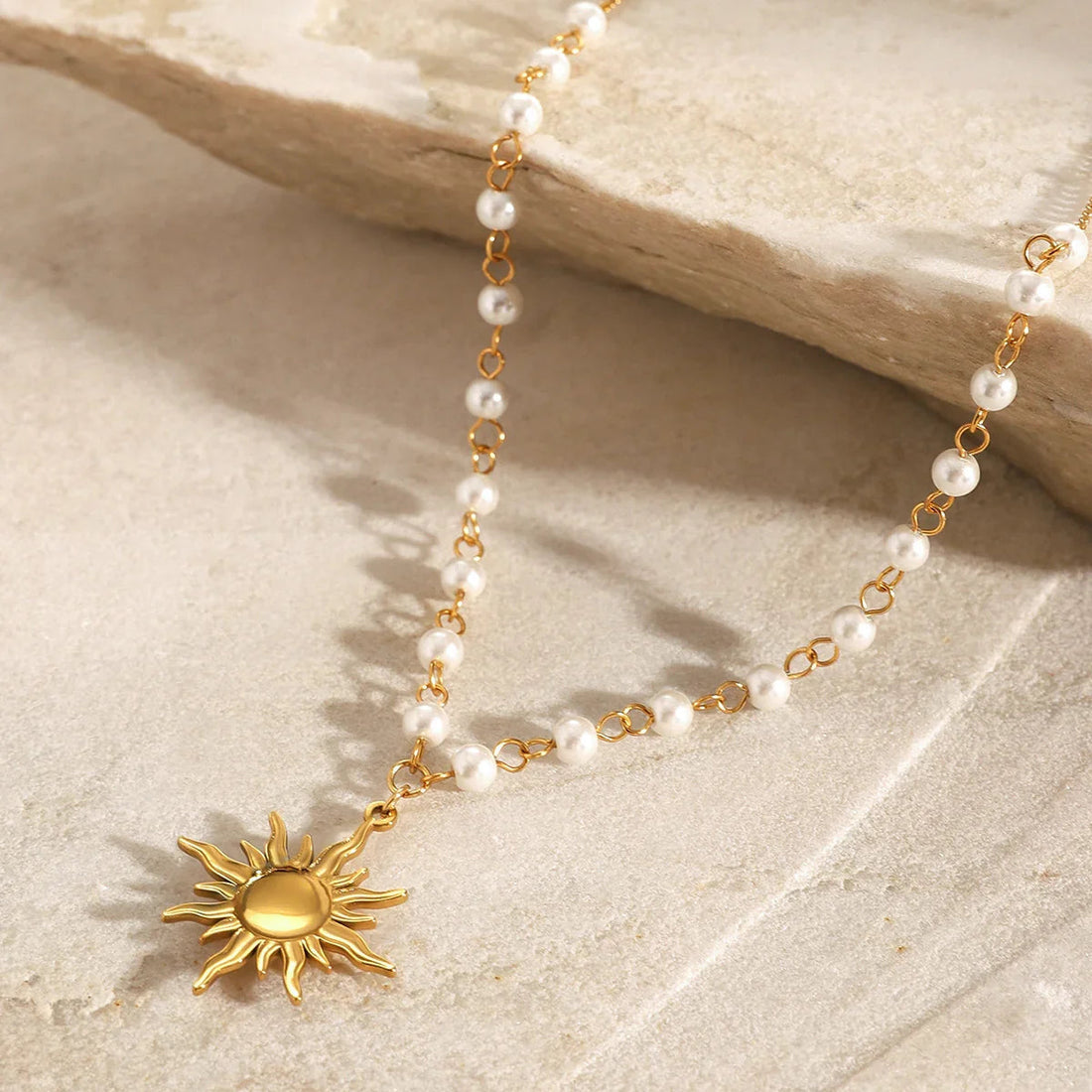 [VA]Apollo Sun Pearl Necklace