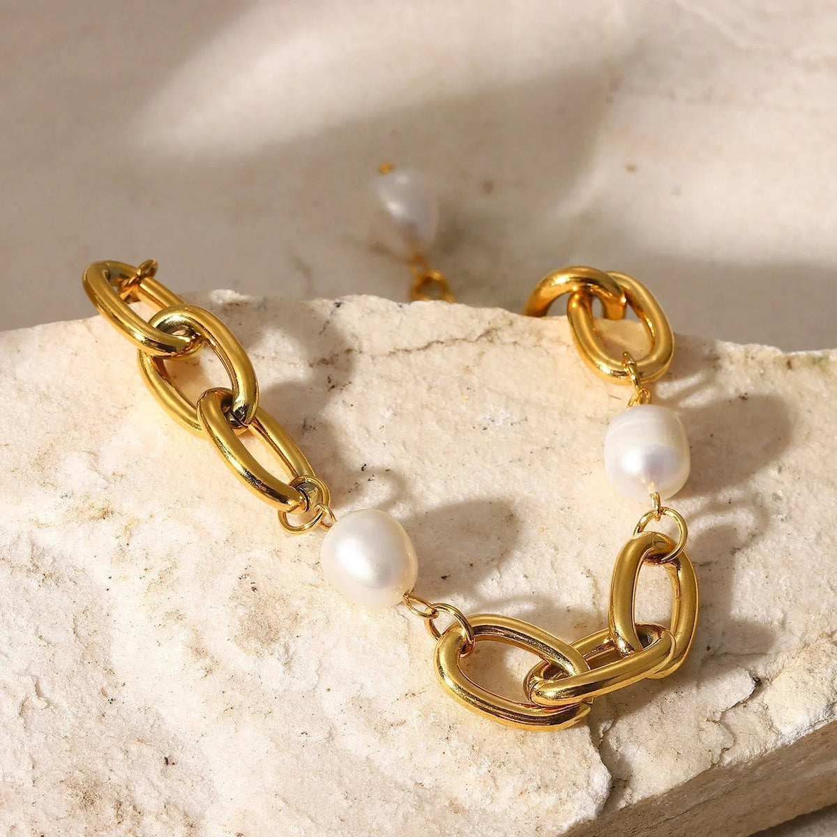[VA]Ysabel Chunky Freshwater Pearl Bracelet