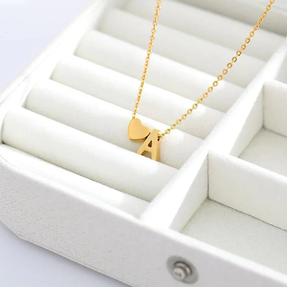 {
  "[VA]Ria Initial Letter Gold Necklace": "[VA]Ria イニシャル ゴールドネックレス"
}