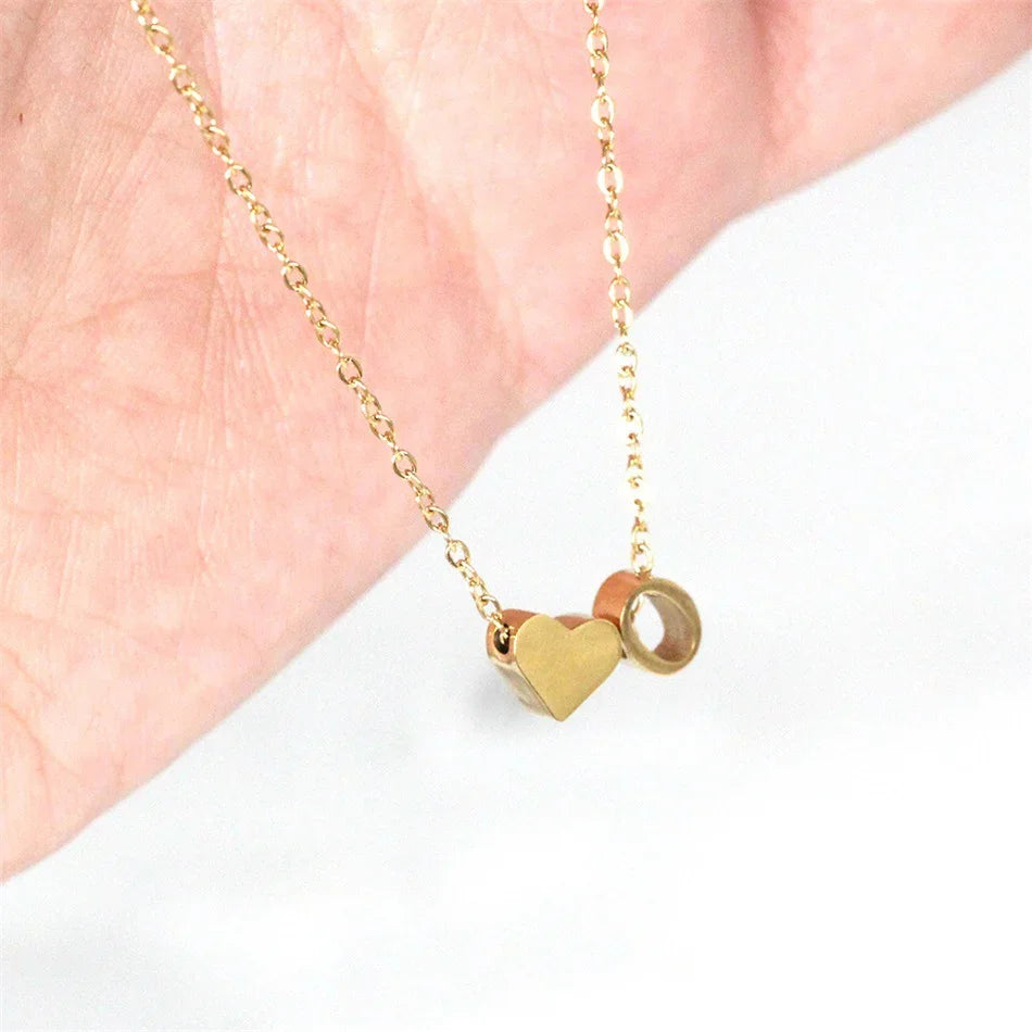 {
  "[VA]Ria Initial Letter Gold Necklace": "[VA]Ria イニシャル ゴールドネックレス"
}