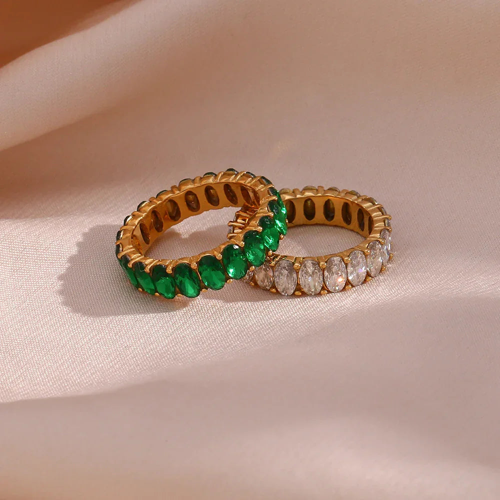 [VA]Antoinette Goldring mit Diamant-Imitat