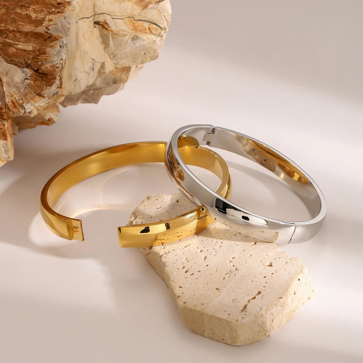[VA]Melina Large Stacking Gold Bangle