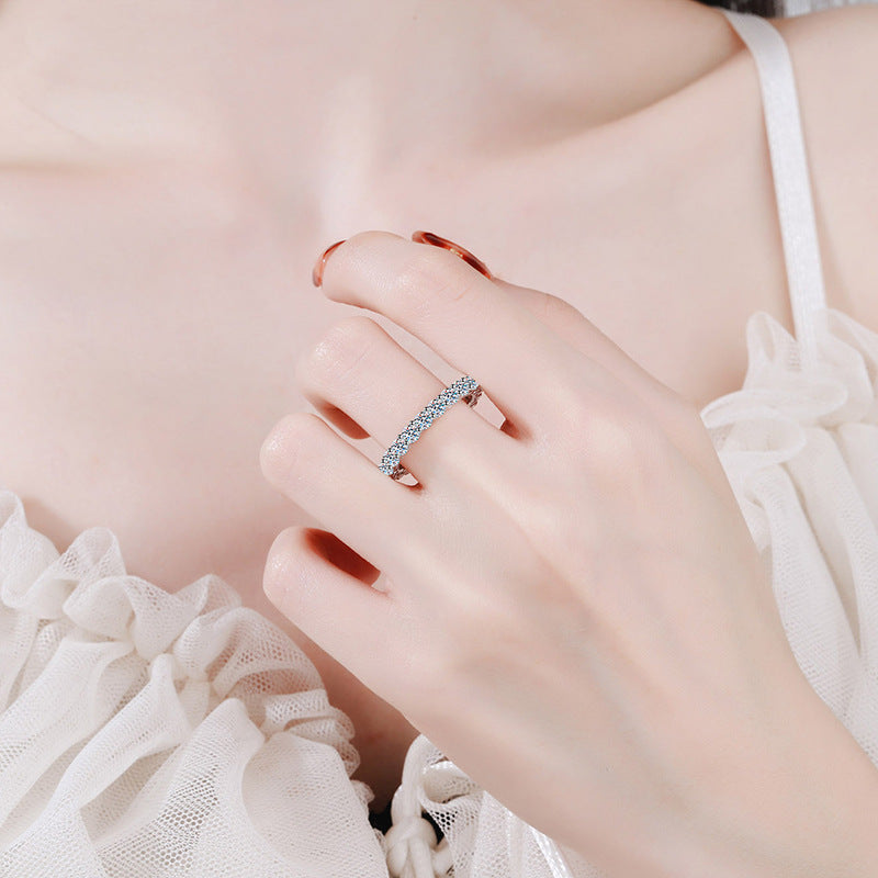 [VA]LUXURIÖSER 2,2 KARAT VOLL-ETERNITY-MOISSANIT-RING