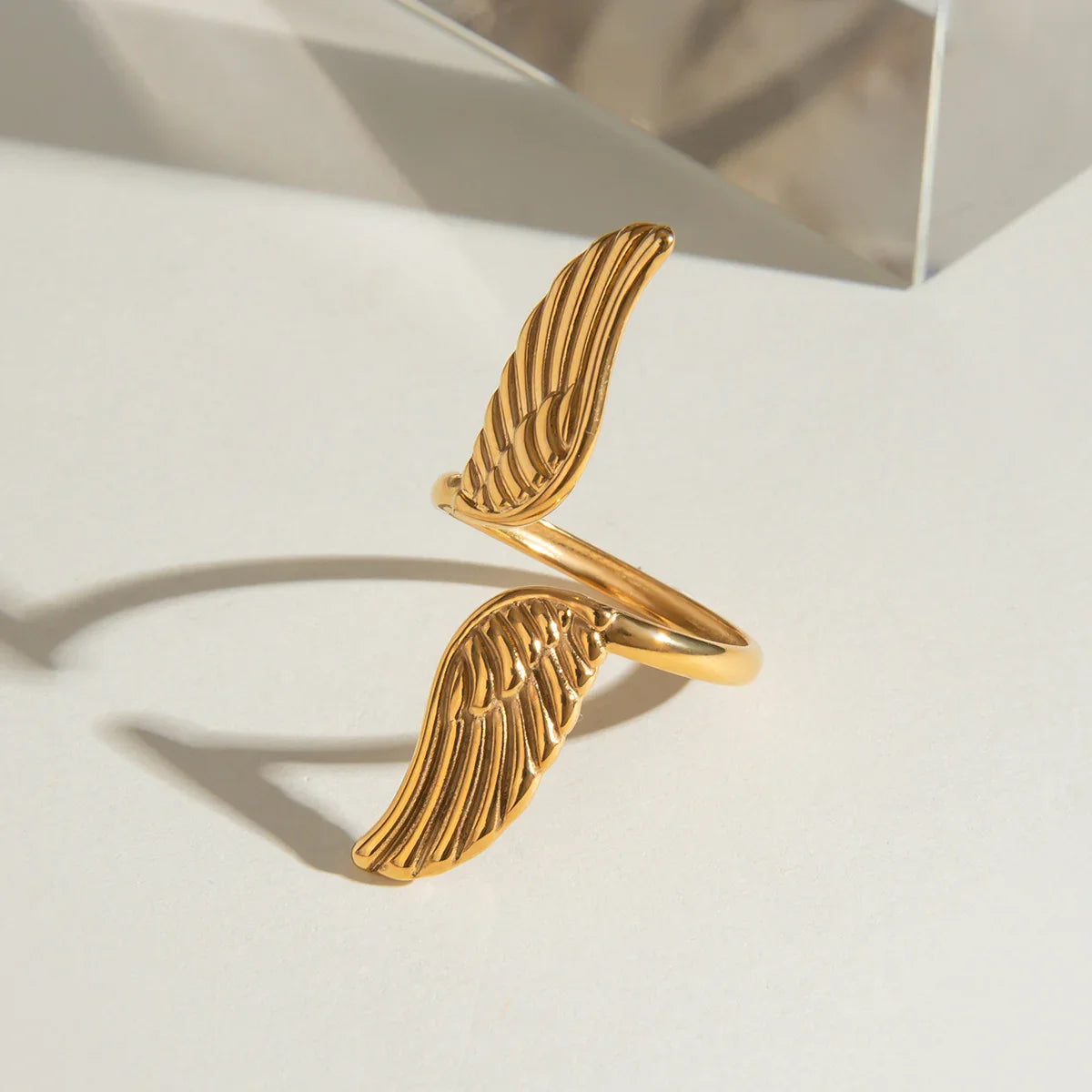 {
  "[VA]Sparrow Gold Wing Ring": "[VA]スパロー・ゴールド・ウィング・リング"
}