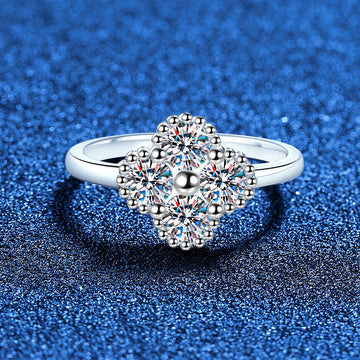 [VA]ELEGANTER VIERBLÄTTRIGER KLEEBATT-MOISSANIT-RING