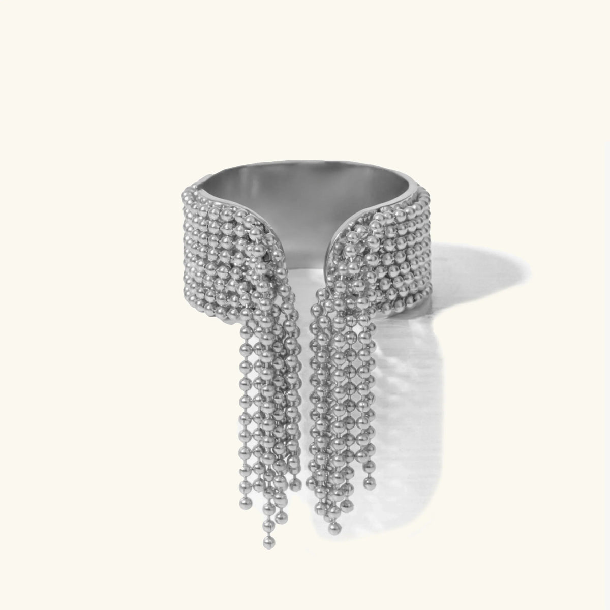 [VA]Krystelle Ring mit goldenen Quasten