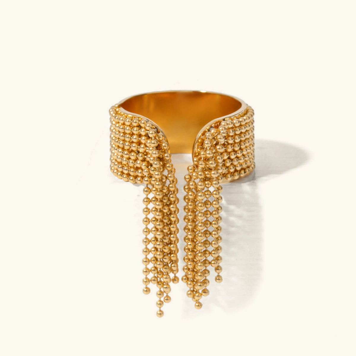 [VA]Krystelle Ring mit goldenen Quasten