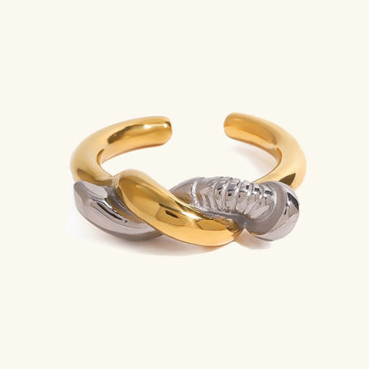[VA]Trinity Twisted Nail Ring