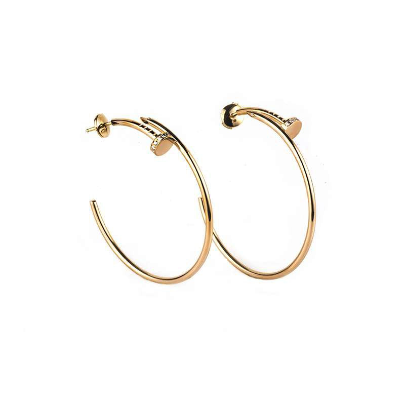 {"VA":"ジャスト・イヤリング ゴールド ダイヤモンド 1.8mm"}