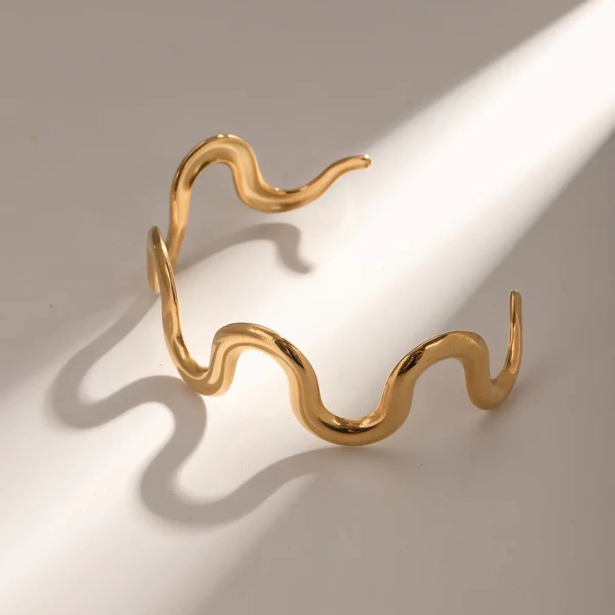 [VA]Senna Twisted Goldarmreif