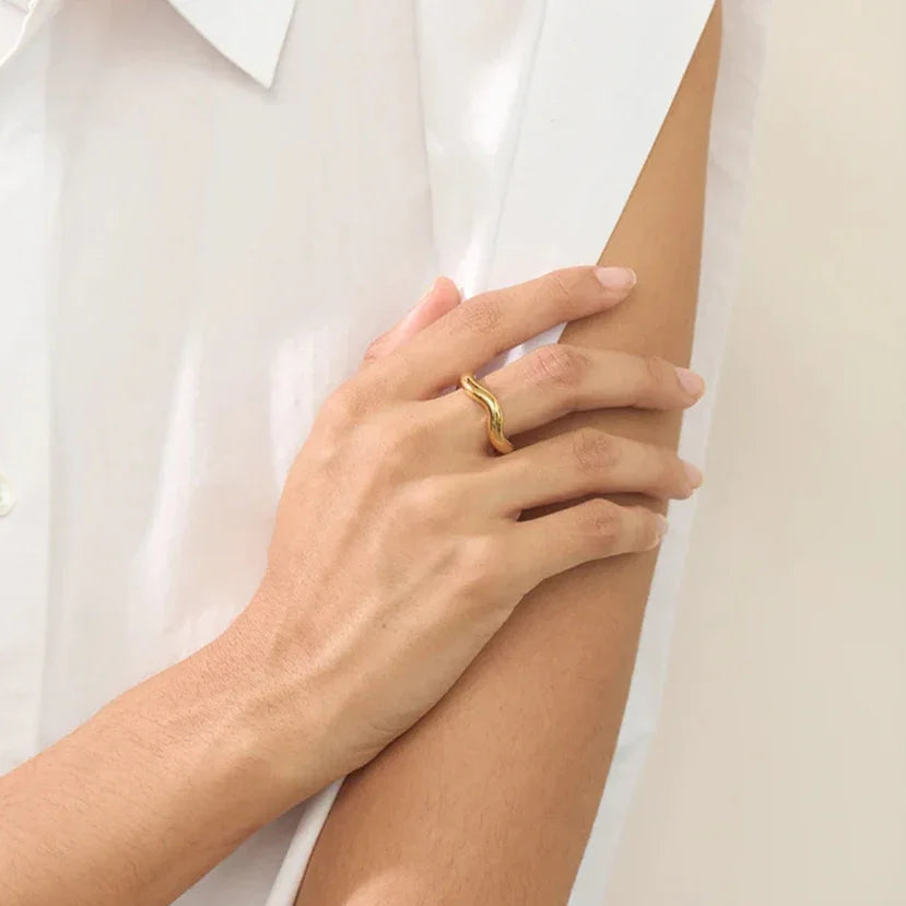 [VA]Lunaria Gold Wave Ring