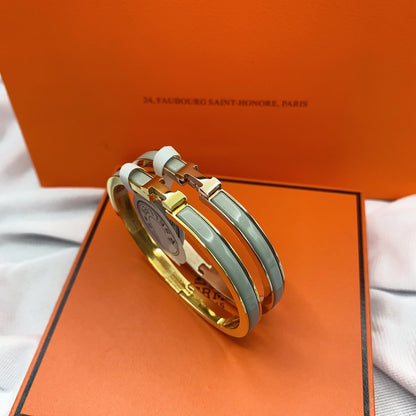 [VA]CLASSIC HM CLIC GREEN 8MM ENAMEL BRACELET