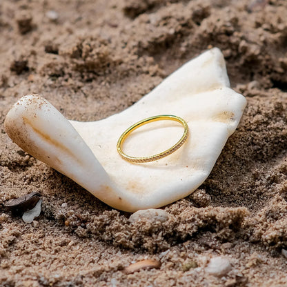 [VA]Zarra Paved Gold Ring
