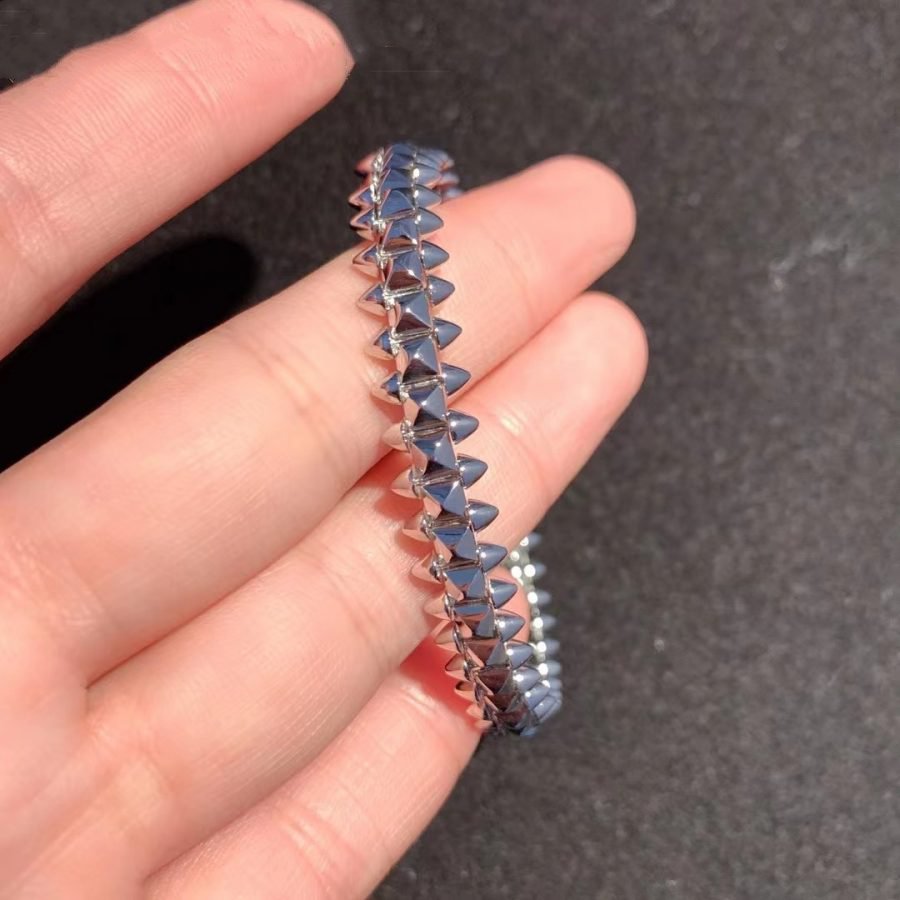[VA]SILBERARMBAND CLASH