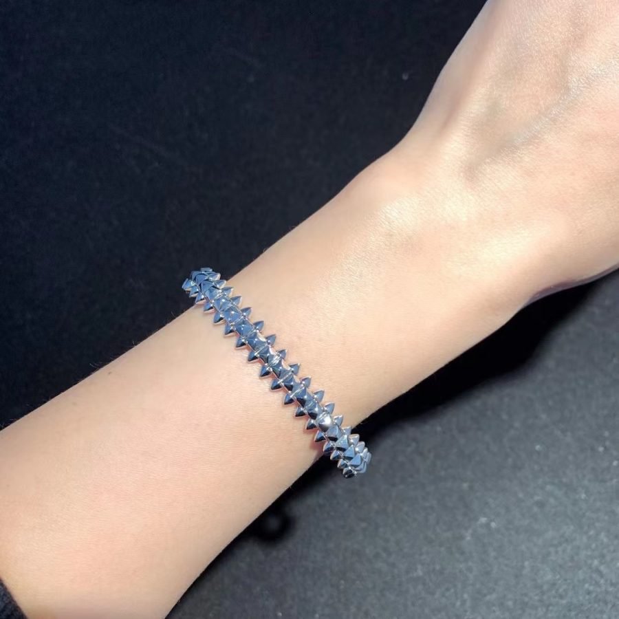 [VA]SILBERARMBAND CLASH