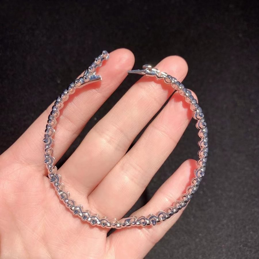 [VA]SILBERARMBAND CLASH