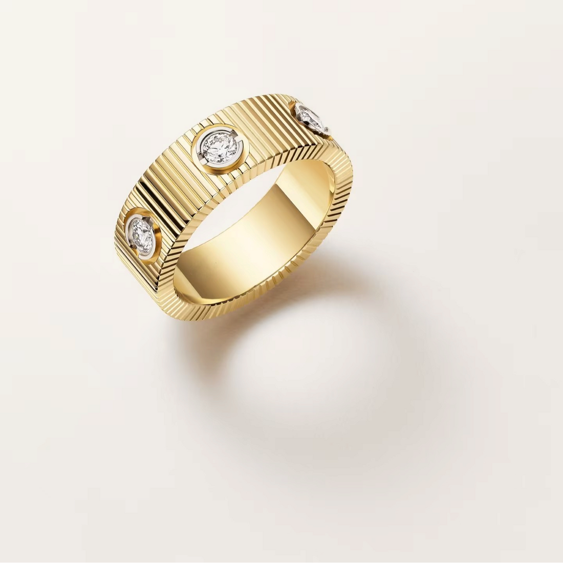 [VA]LOVE 6.5MM UNLIMITED RING, 6 DIAMONDS