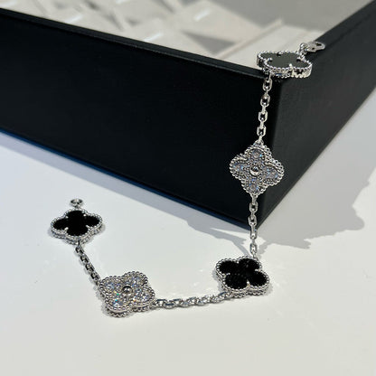 [VA]LUCKY CLOVER 5-MOTIF BRACELET - BLACK OXNY COLLECTION