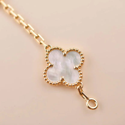 [VA]LUCKY CLOVER 5-MOTIF BRACELET - WHITE MOTHER-OF-PEARL COLLECTION