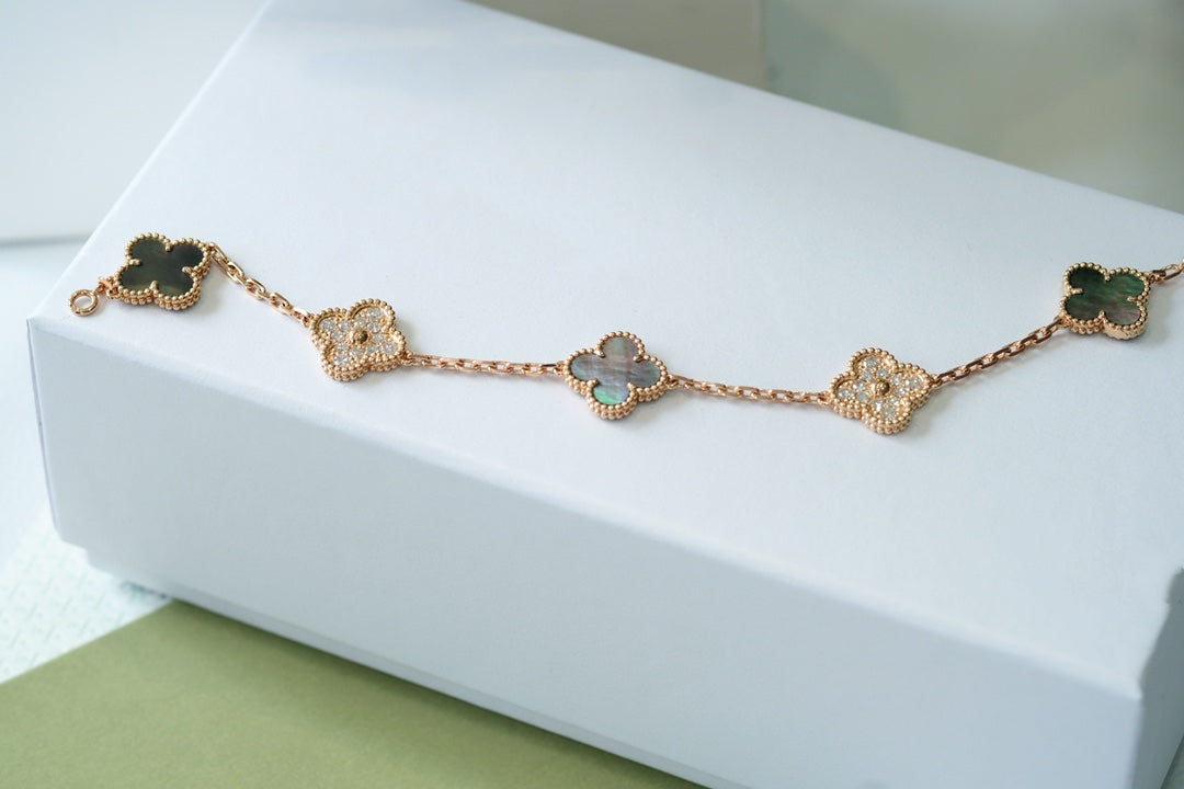 [VA]LUCKY CLOVER 5-MOTIF BRACELET - GREY MOTHER-OF-PEARL COLLECTION