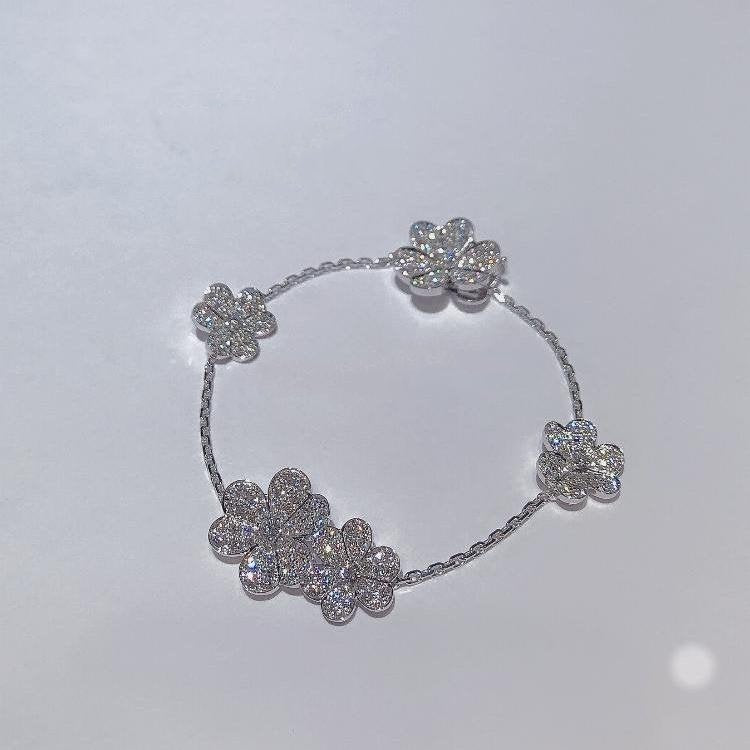 [VA]FRIVOLE ARMBAND 5 BLÜTEN SILBER
