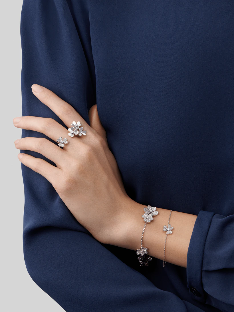 [VA]FRIVOLE ARMBAND SILBER BLUME DIAMANT