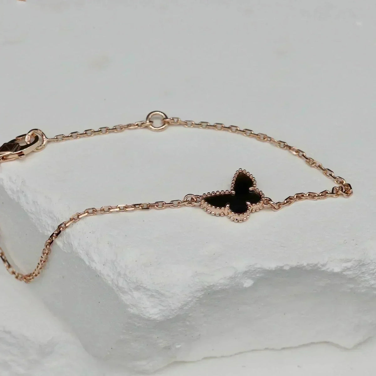 [VA]BUTTERFLY ONYX ARMBAND