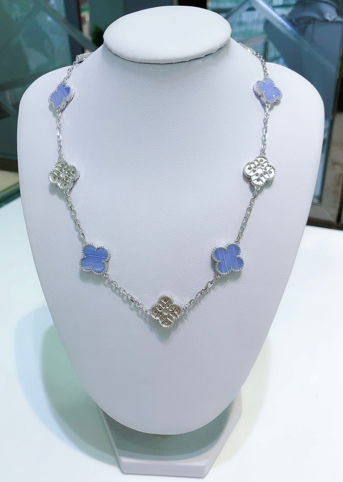 [VA]CLOVER 10 MOTIVE CHALCEDON DIAMANTEN SILBER-HALSKETTE